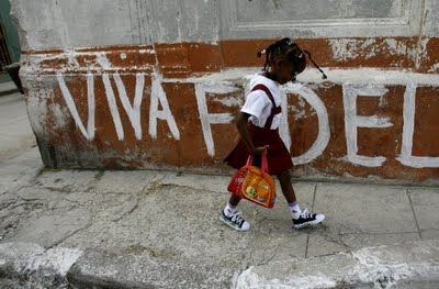 Cuba niños escolares