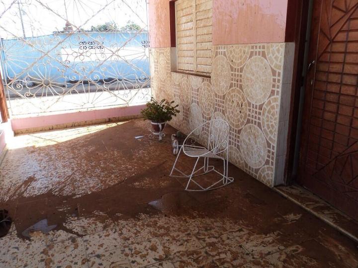 Casa de Dama de Blanco Caridad Burunate  