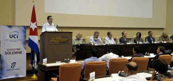 uci la hija de Fidel segun dijo su directora