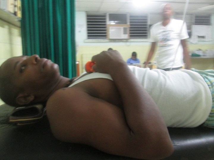 Noche del 29-30 julio Ingreso en Hospital Arnaldo Milián por varias horas