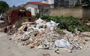 Basura-en-Esquina-de-36-y-17-580x361cubadebate