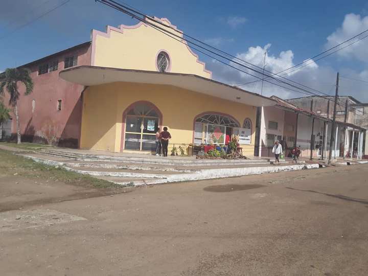 85110829_621501605077379_8770401812038549504_n