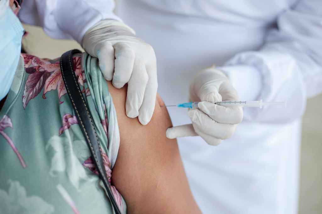 «Pfizer»En menos de 3 meses hubo 158.000 reacciones&nbsp;adversas