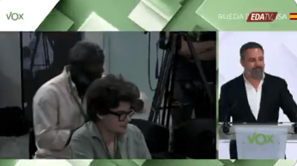 @Santi_ABASCAL responde a Bertrand Ndongo enviando un mensaje a los inmigrantes legales.